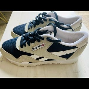 Classic Harmon Run Reebok sneakers